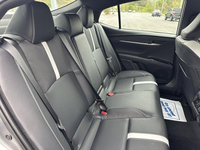 2026 Toyota Camry SE (Natl)