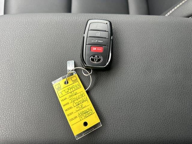 2026 Toyota Camry SE (Natl)