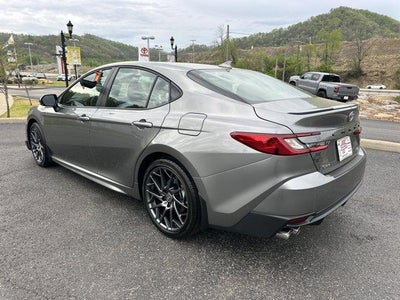 2026 Toyota Camry SE (Natl)