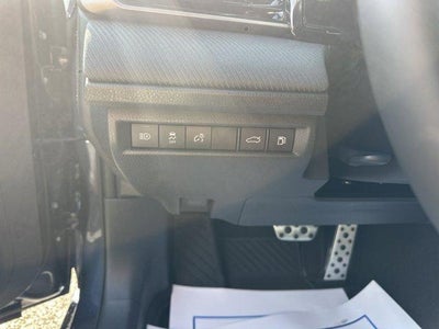 2026 Toyota Camry SE (Natl)