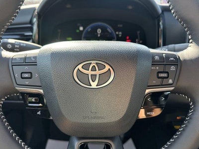 2026 Toyota Camry SE (Natl)