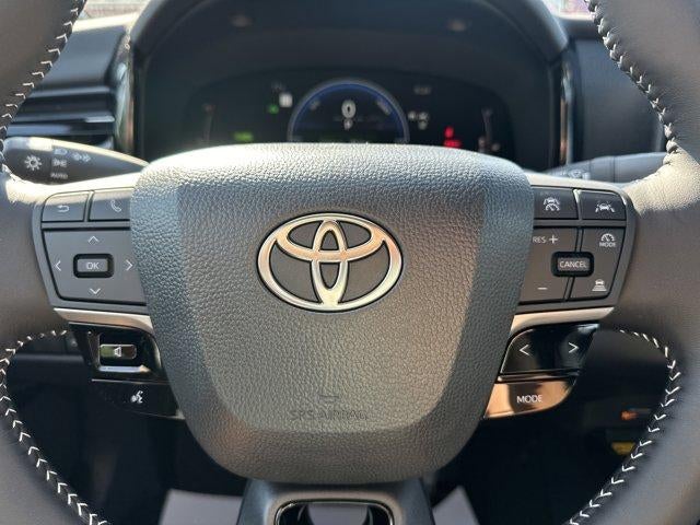 2026 Toyota Camry SE (Natl)