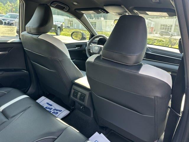 2026 Toyota Camry SE (Natl)