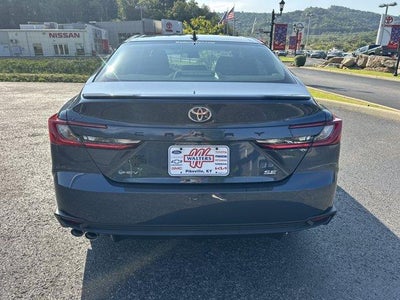 2026 Toyota Camry SE (Natl)