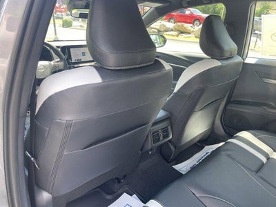 2026 Toyota Camry SE (Natl)