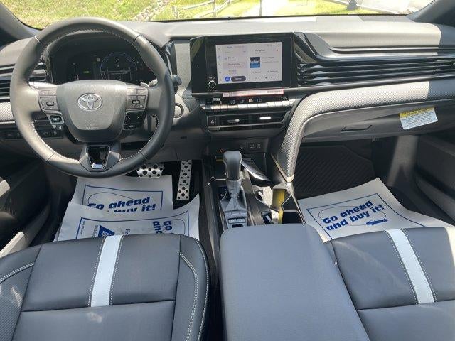 2026 Toyota Camry SE (Natl)
