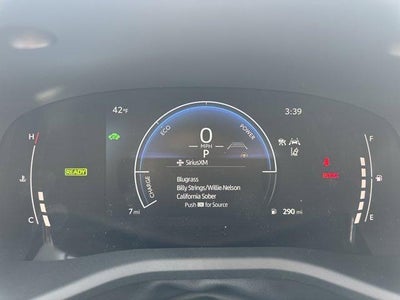 2026 Toyota Camry SE (Natl)