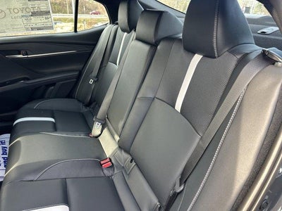 2026 Toyota Camry SE (Natl)