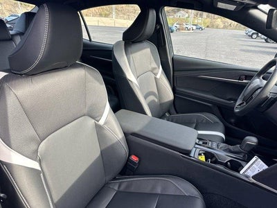 2026 Toyota Camry SE (Natl)