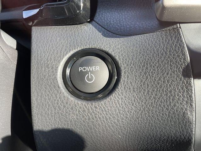 2026 Toyota Camry SE (Natl)