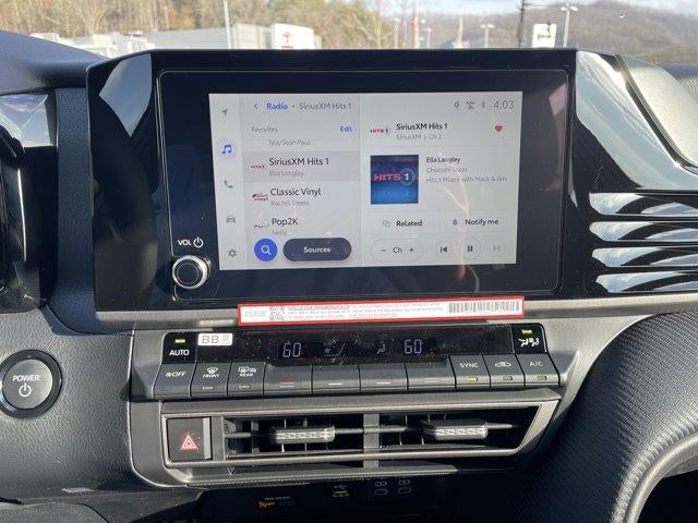 2026 Toyota Camry SE (Natl)