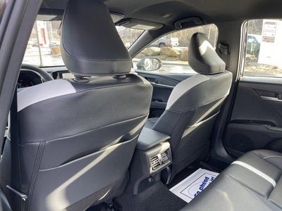 2026 Toyota Camry SE (Natl)