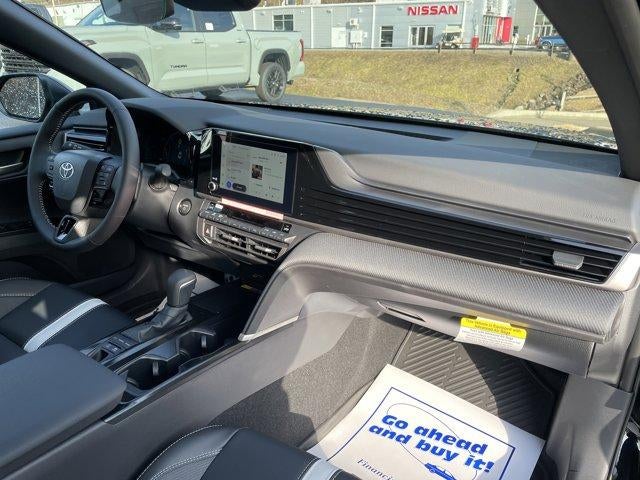 2026 Toyota Camry SE (Natl)