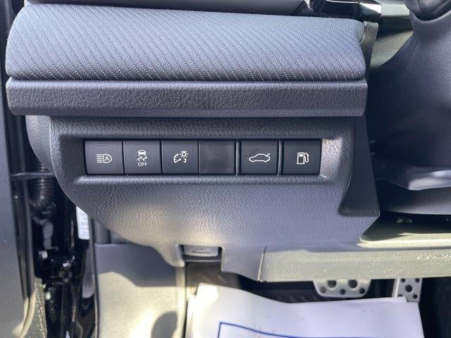 2026 Toyota Camry SE (Natl)