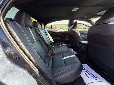 2026 Toyota Camry SE (Natl)