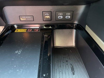 2025 Toyota Camry XSE (Natl)