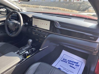 2025 Toyota Camry XSE (Natl)