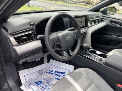 2026 Toyota Camry SE (Natl)