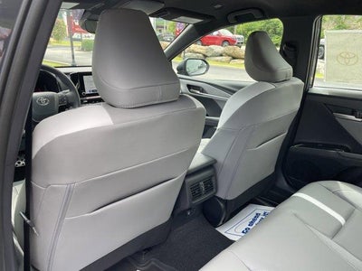 2026 Toyota Camry SE (Natl)
