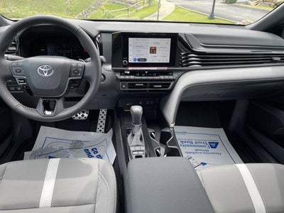 2026 Toyota Camry SE (Natl)