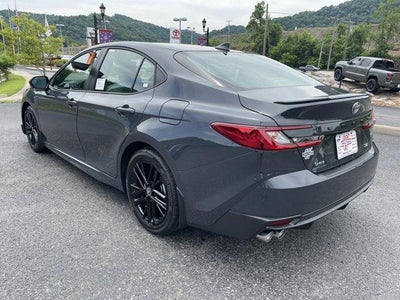 2026 Toyota Camry SE (Natl)