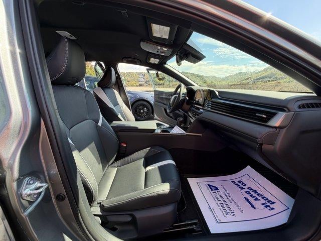 2026 Toyota Camry SE (Natl)