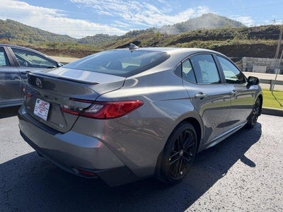 2026 Toyota Camry SE (Natl)