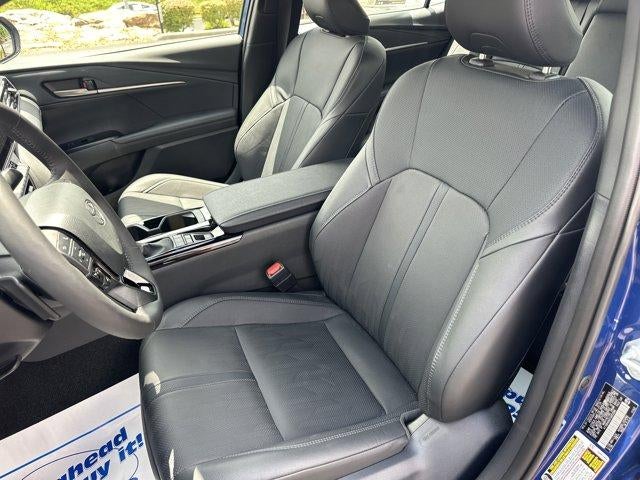 2026 Toyota Camry XSE AWD (Natl)