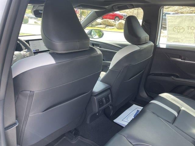 2026 Toyota Camry Nightshade AWD (Natl)
