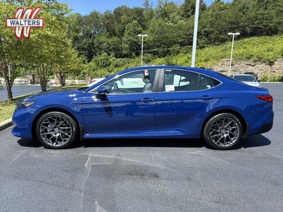 2026 Toyota Camry XLE AWD (Natl)