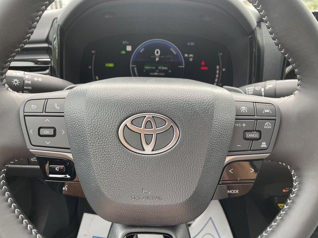 2026 Toyota Camry Nightshade AWD (Natl)
