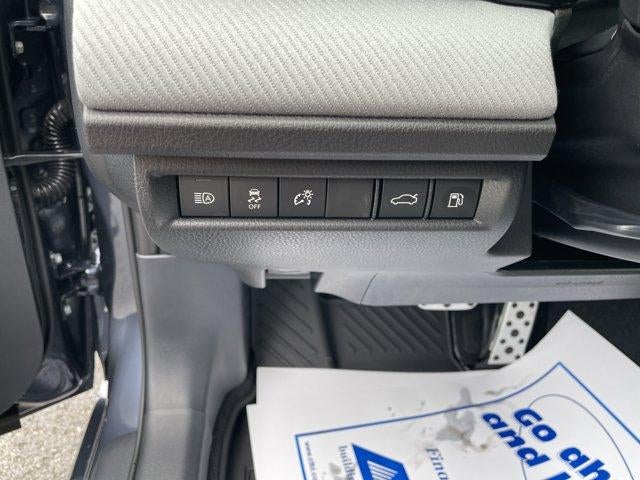 2026 Toyota Camry SE AWD (Natl)