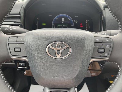 2026 Toyota Camry SE AWD (Natl)