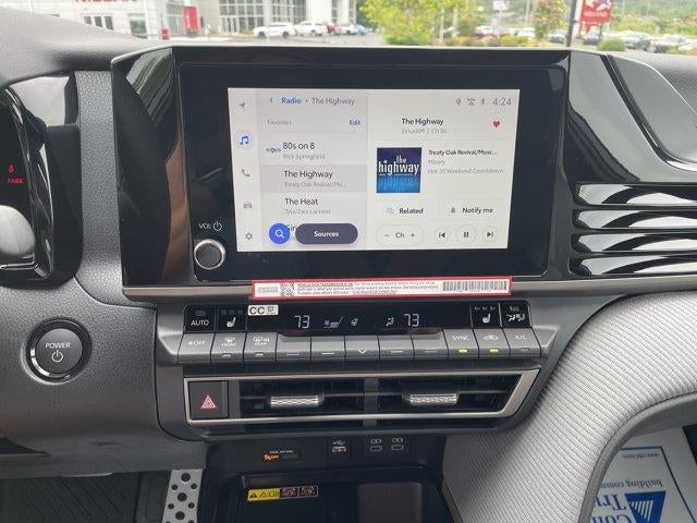 2026 Toyota Camry SE AWD (Natl)