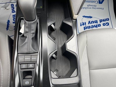 2026 Toyota Camry SE AWD (Natl)