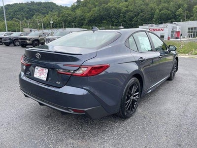 2026 Toyota Camry SE AWD (Natl)