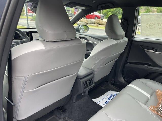 2026 Toyota Camry SE AWD (Natl)