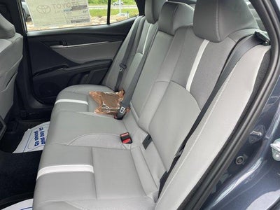 2026 Toyota Camry SE AWD (Natl)