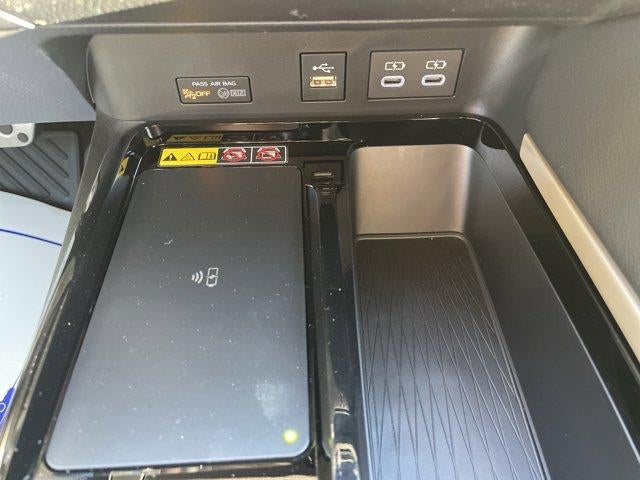 2026 Toyota Camry XSE AWD (Natl)