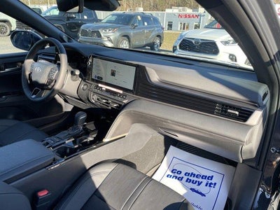 2026 Toyota Camry XSE AWD (Natl)