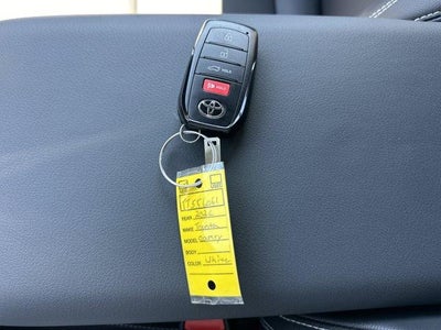 2026 Toyota Camry SE AWD (Natl)