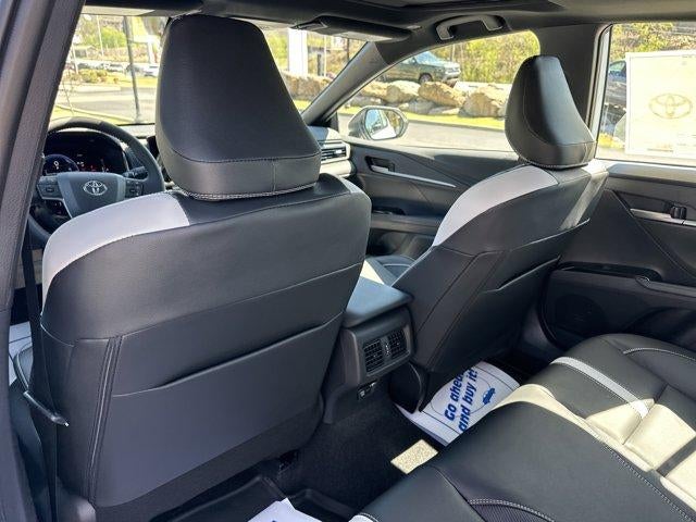 2026 Toyota Camry SE AWD (Natl)