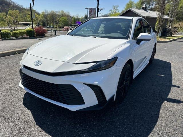 2026 Toyota Camry SE AWD (Natl)