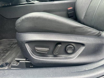 2025 Toyota Camry XSE AWD (Natl)