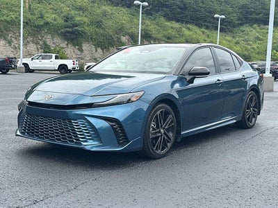 2025 Toyota Camry XSE AWD (Natl)