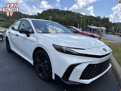 2026 Toyota Camry Nightshade AWD (Natl)