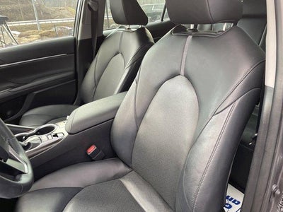 2022 Toyota Camry Hybrid XLE CVT (Natl)