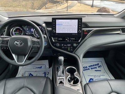 2022 Toyota Camry Hybrid XLE CVT (Natl)