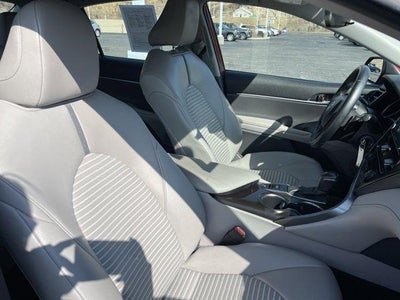 2021 Toyota Camry SE Auto AWD (Natl)