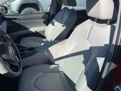 2021 Toyota Camry SE Auto AWD (Natl)